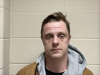Jared Timothy Robbins a registered Sex or Violent Offender of Indiana