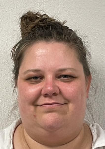 Shanelle Nichole Carlson a registered Sex or Violent Offender of Indiana