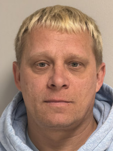 Justin Bruce Hively a registered Sex or Violent Offender of Indiana