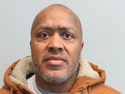 Raylon Lamar Jones a registered Sex or Violent Offender of Indiana