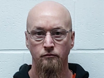 Matthew J Perry a registered Sex or Violent Offender of Indiana