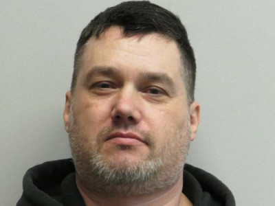 Lucas Allen Niedbalski a registered Sex or Violent Offender of Indiana