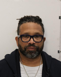 Alton Nigel Hicks a registered Sex or Violent Offender of Indiana