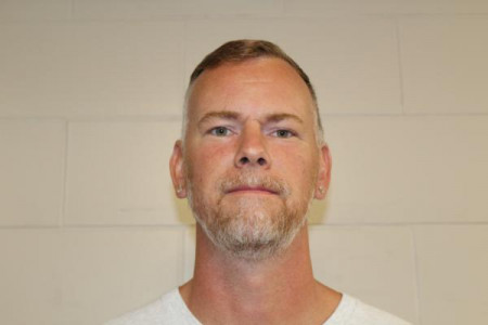Benjamin R Harrison a registered Sex or Violent Offender of Indiana