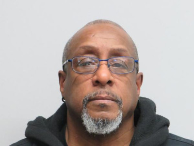 Jonathon Lee Pitts a registered Sex or Violent Offender of Indiana