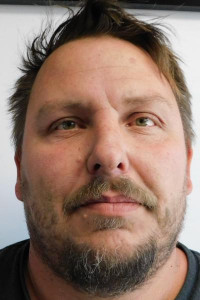 Ralph E Vest Jr a registered Sex or Violent Offender of Indiana