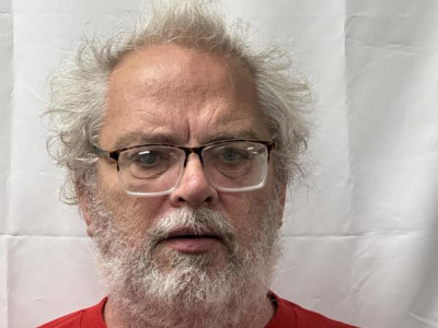 Darren Gregory Landrus a registered Sex or Violent Offender of Indiana