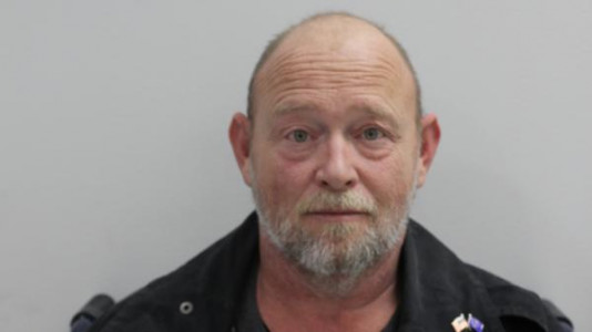 Leo Jason Miner a registered Sex or Violent Offender of Indiana