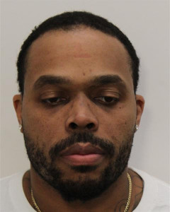 Gary Darnell Austin Warren a registered Sex or Violent Offender of Indiana