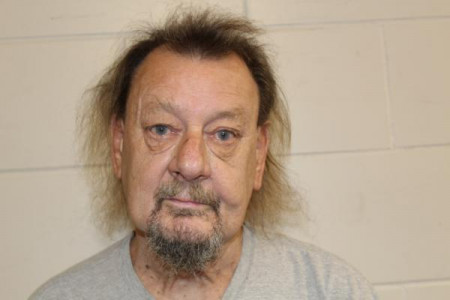 Danny Royce Houston a registered Sex or Violent Offender of Indiana