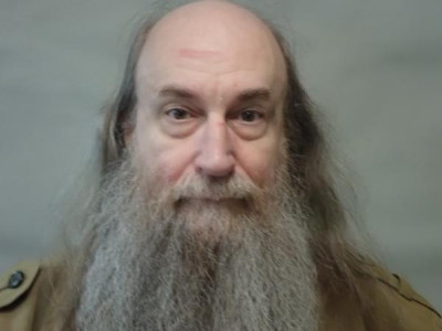 Glen Oden Nuttall Jr a registered Sex or Violent Offender of Indiana