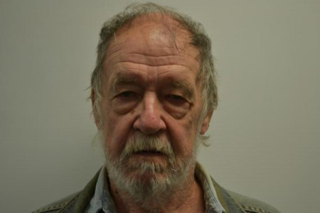 Joseph Ray Secrest Sr a registered Sex or Violent Offender of Indiana