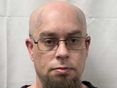 Andrew Scott Cotton a registered Sex or Violent Offender of Indiana