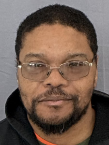 Terrance Leon Jones a registered Sex or Violent Offender of Indiana