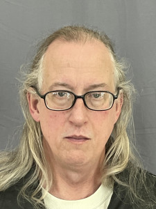 Thomas Floyd Higgins Jr a registered Sex or Violent Offender of Indiana