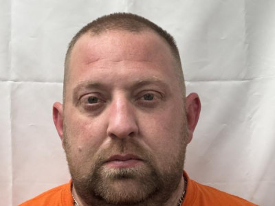 Tony W Fisher Jr a registered Sex or Violent Offender of Indiana