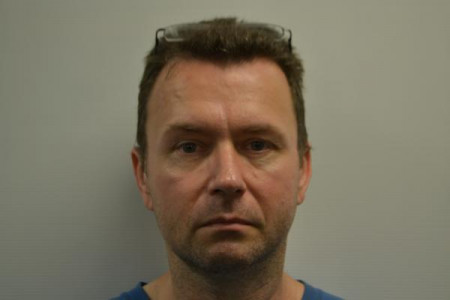 Derrick Wayne Mckee a registered Sex or Violent Offender of Indiana