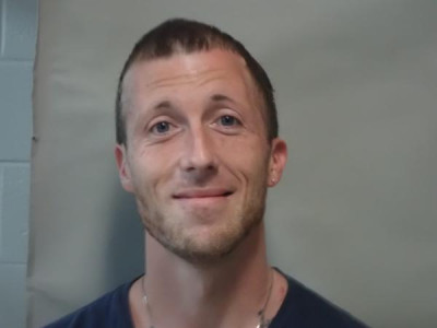 Zachariah Kent Galyan a registered Sex or Violent Offender of Indiana