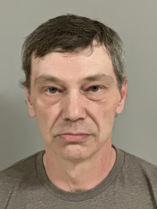 Robert Lee Lewis a registered Sex or Violent Offender of Indiana