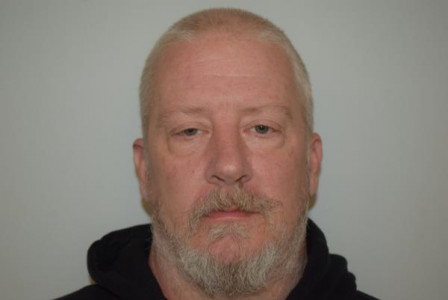 Douglas Alan Degroff Sr a registered Sex or Violent Offender of Indiana