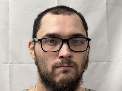 Kirklan Matthew Livingston a registered Sex or Violent Offender of Indiana