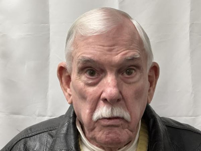 James Everett Doggett Jr a registered Sex or Violent Offender of Indiana