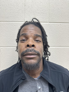 Larry Darnell Sutton Jr a registered Sex or Violent Offender of Indiana