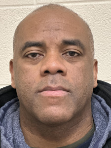 Dante Ortez Price a registered Sex or Violent Offender of Indiana