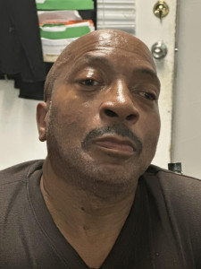 Keith B Pounds a registered Sex or Violent Offender of Indiana