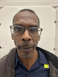 Surego Randez Walker a registered Sex or Violent Offender of Indiana