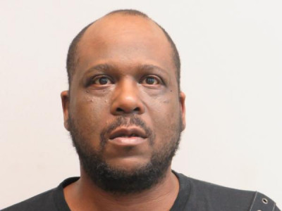 Lavar Charles Moore a registered Sex or Violent Offender of Indiana