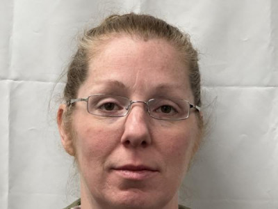 Jennifer L Mahoney a registered Sex or Violent Offender of Indiana