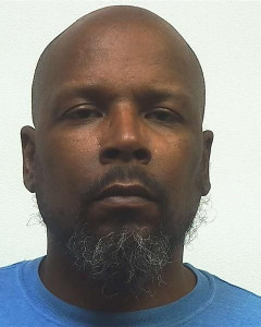 Richard Jamar Charlton Sr a registered Sex or Violent Offender of Indiana