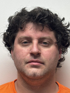 Glenn Arnold King a registered Sex or Violent Offender of Indiana