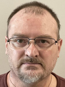 Todd Lee Howard Sr a registered Sex or Violent Offender of Indiana