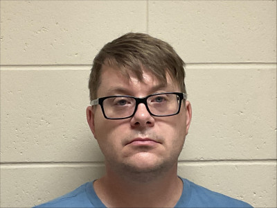 Joshua Alan Gidcumb a registered Sex or Violent Offender of Indiana