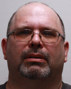 Brentt Richard Davis a registered Sex or Violent Offender of Indiana