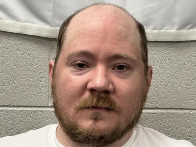 Bradley Alan Dewey II a registered Sex or Violent Offender of Indiana