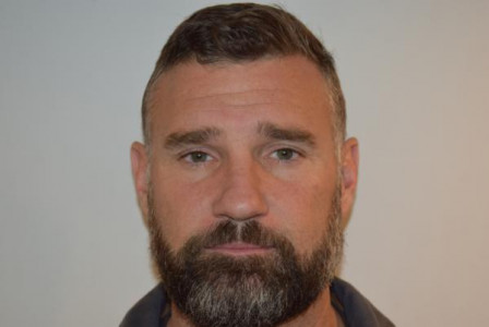 Mark Andrew Yelton a registered Sex or Violent Offender of Indiana