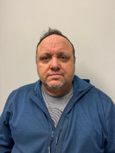 Tad Douglas Brewer a registered Sex or Violent Offender of Indiana