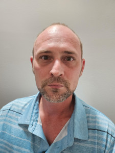 Isaac Wayne Kinney a registered Sex or Violent Offender of Indiana