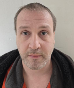 Robert Everett Alba Puckett Jr a registered Sex or Violent Offender of Indiana