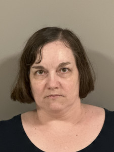 Suellen Jane Davis a registered Sex or Violent Offender of Indiana