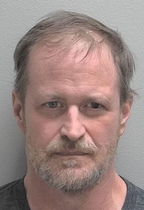 Daniel Duane Lollar a registered Sex or Violent Offender of Indiana