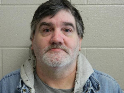 James Mcelwee a registered Sex or Violent Offender of Indiana
