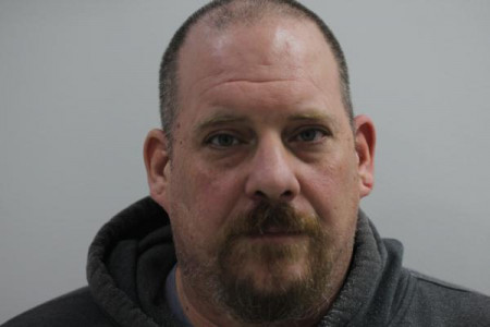 Dustin Grant Putnam a registered Sex or Violent Offender of Indiana