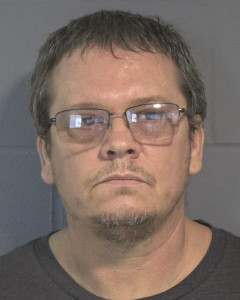 Edward Glenn Cahill a registered Sex or Violent Offender of Indiana