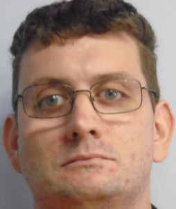 Ian Marshall Roberts a registered Sex or Violent Offender of Indiana
