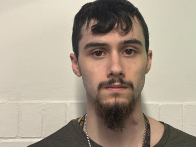 Tyler Daniel Huddleston a registered Sex or Violent Offender of Indiana