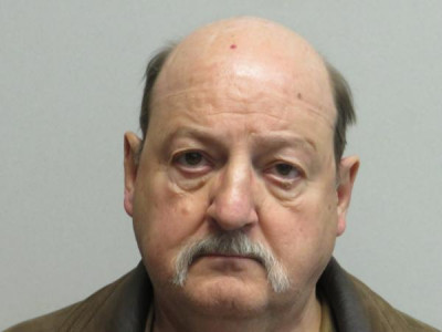 Robert Lewis Mcnally a registered Sex or Violent Offender of Indiana
